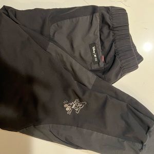 Figs Disney joggers M